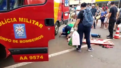 Prisma bate contra moto na Av. Brasil