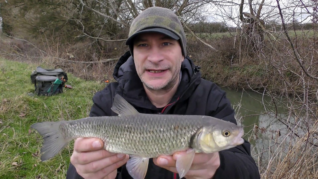 Small River Roving for Chub On A New Stretch  - 4/1/19 (Video 98)