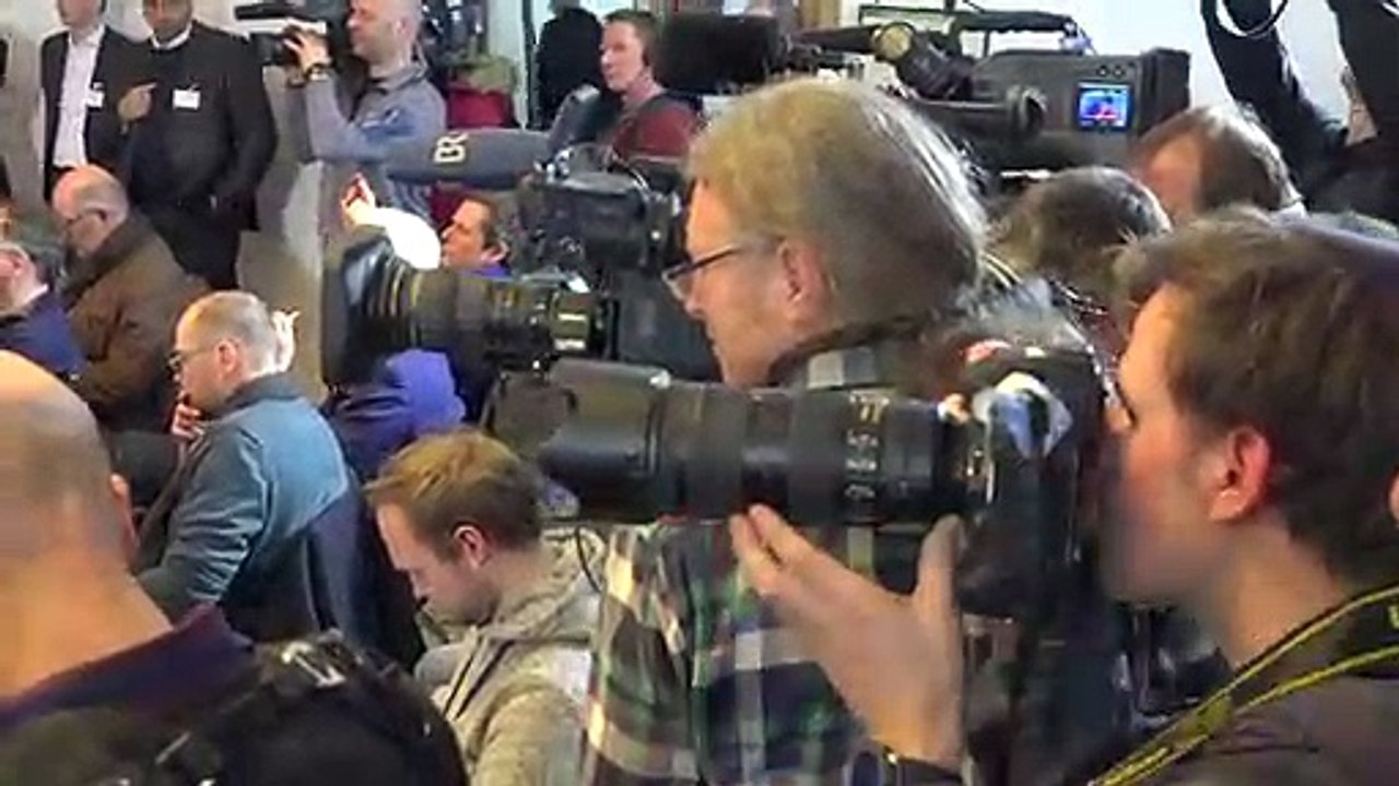 CSU setzt bei AKK-Besuch auf Harmonie