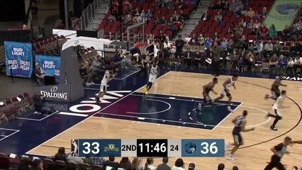 William Lee skies for the big oop