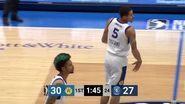 Juan Toscano-Anderson skies for the big oop