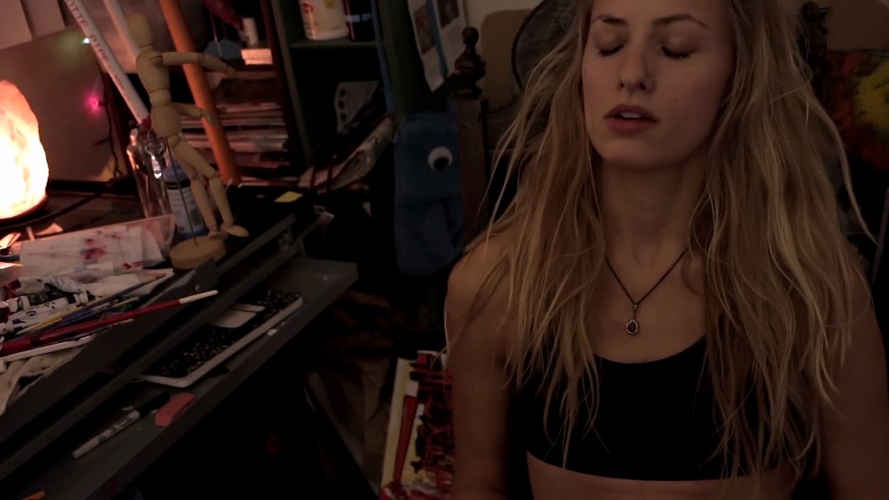 Alone in the Dead of Night: Trailer 1