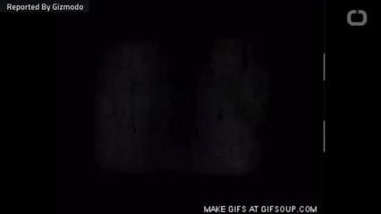 Shyamalan Discusses Cool Aspects Of His New Film "Unbreakable"