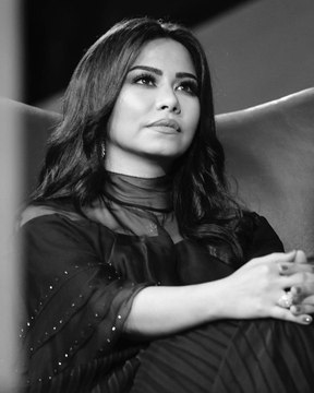أول تعليق لشيرين بعد اتهامها بالإساءة إلى مصر في حفلها الأخير!
