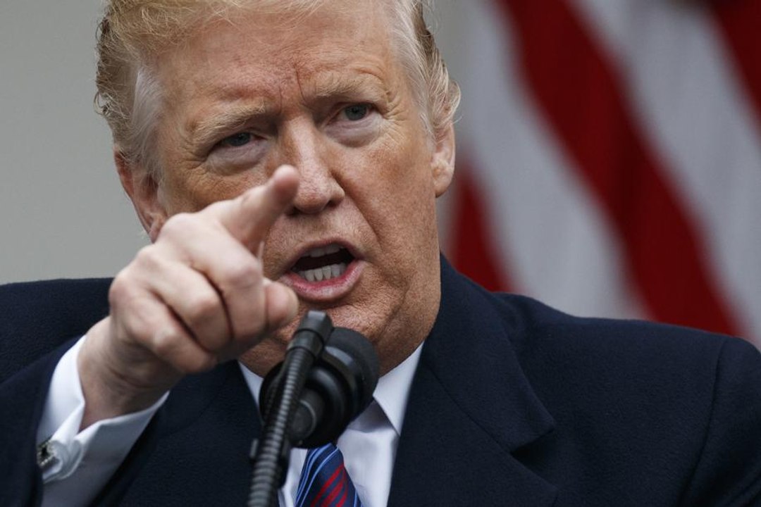 Trump calls for US-Mexico border wall again despite govt shutdown