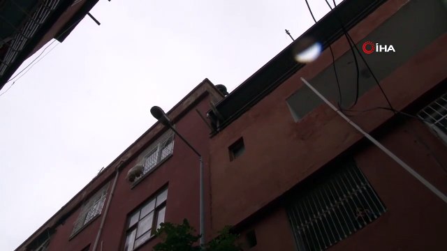 Cep Telefonu ve Televizyon İçin Ölmek İstedi Polis Kurtardı