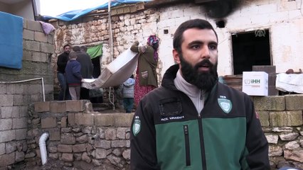 Evleri su altında kalan 5 aileye yardım - KİLİS