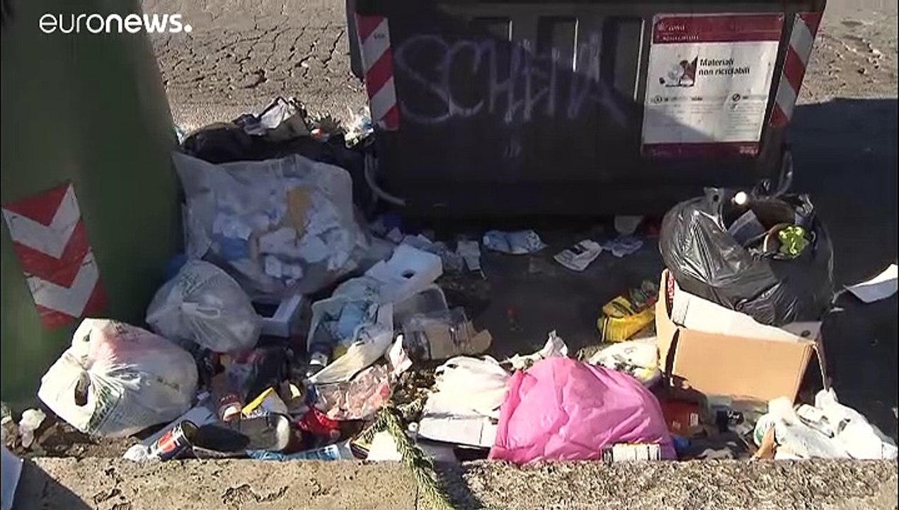 Вечный город накрыл мусорный кризис: в Риме опя...