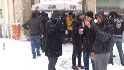 Beyşehir'de Sarıkamış Şehitleri Kar Yağışı Altında Anıldı