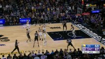 NBA: Cauley-Stein tomahawk jam