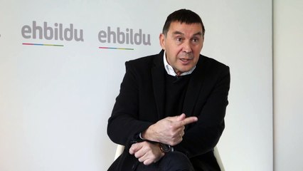 Otegi cree que Urkullu busca pactar con todos menos con EH Bildu