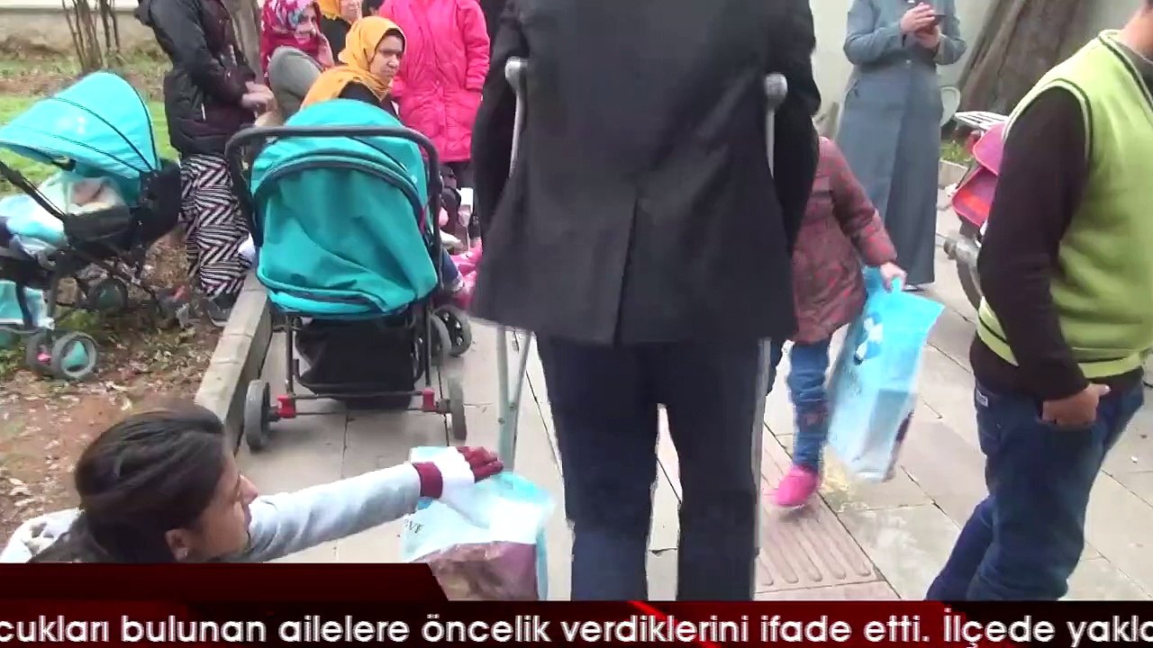 Engellilere kışlık bot yardımı yapıldı