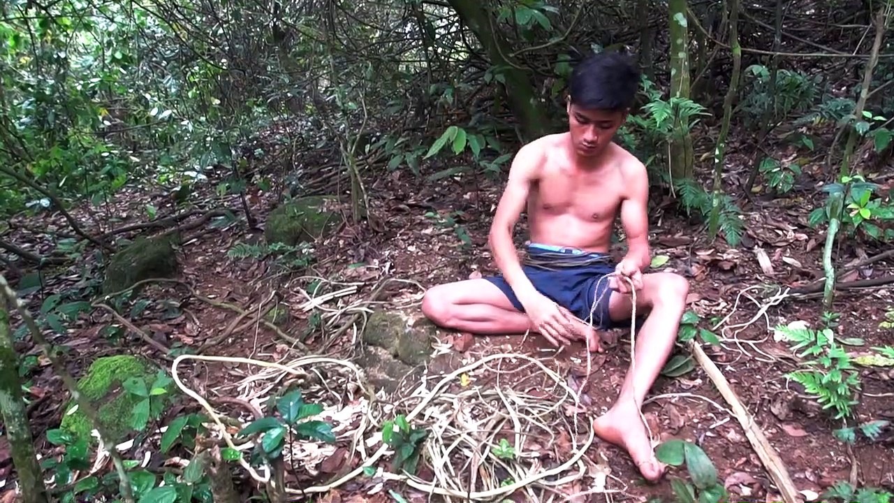 Primitive Technology- Bow and Arrow-Primitive Survival