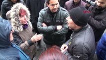Diyarbakır Basın Açıklaması Yapmak İsteyen Grup ile Polis Arasında Yer Tartışması