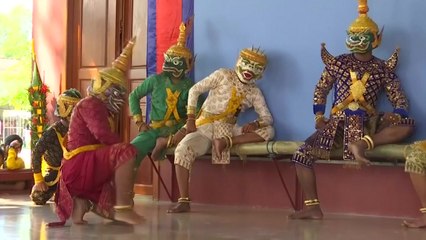 캄보디아 전통 가면극 위기...긴급 보호책 마련 / YTN