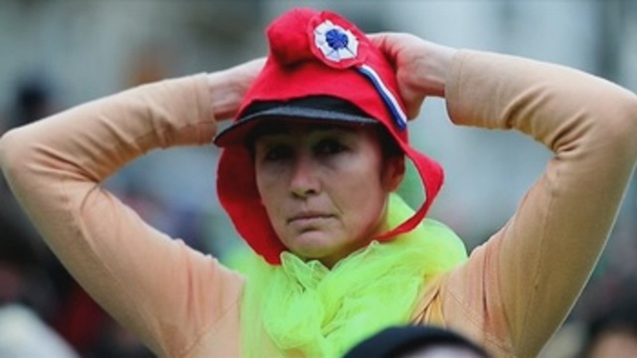 Manifestaciones de "chalecos amarillos" mujeres en Francia sin violencia