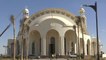 شاهد: السيسي يفتتح مسجدا وأكبر كنيسة في الشرق الأوسط في العاصمة الجديدة