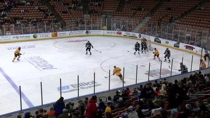 Monarchs Score Sunday Touchdown On Admirals in 7-5 Victory