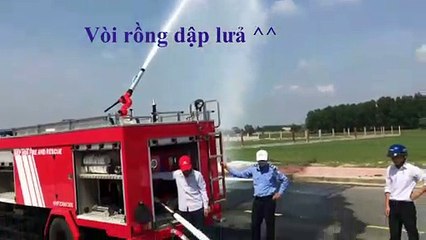 Vận hành xe cứu hỏa, xe chữa cháy