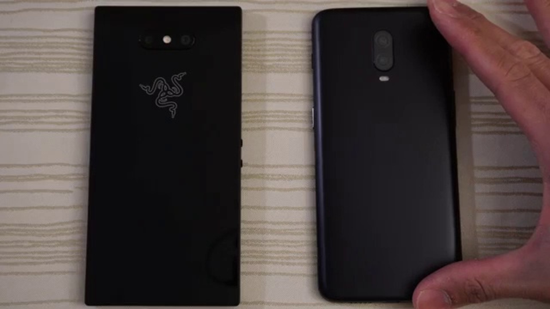 ⁣Razer Phone 2 Vs OnePlus 6T Speed Test Comparsion