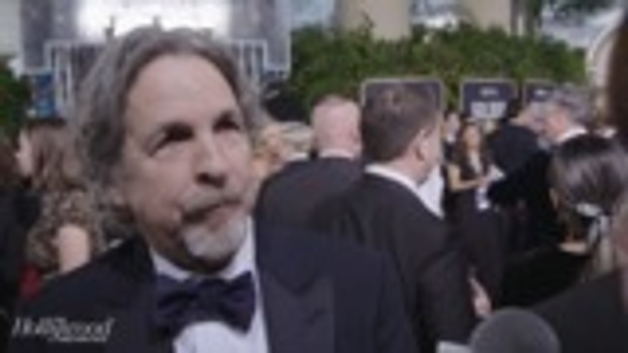 'Green Book' Director Peter Farrelly’s Kids "Dying" to Meet Sasha Baron Cohen | Golden Globes 2019
