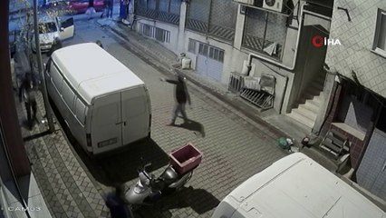 Sultangazi'de 'yan baktın' tartışması kamerada