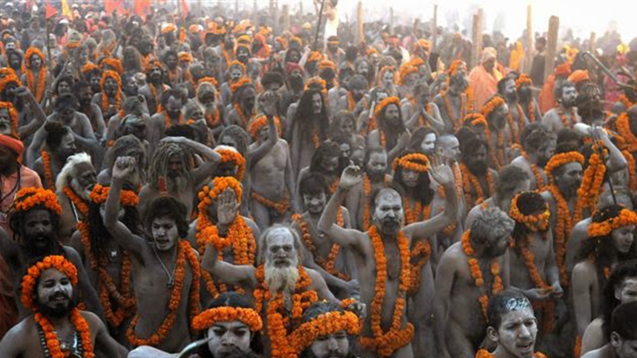Naga Sadhu: History | ज़िंदा रहते हुए खुद का श्राद्ध करते हैं नागा साधु, जानें रहस्य | Boldsky