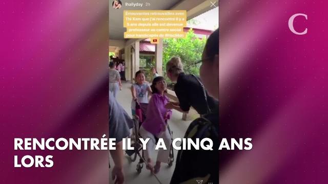 PHOTOS. Laeticia Hallyday très émue pour ses retrouvailles avec une amie handicapée au Vietnam
