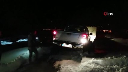Dağda Kardan Mahsur 10 Kişi Belediye Ekipleri Tarafından Kurtarıldı