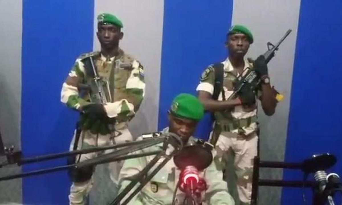 Gabon’da darbe girişimi