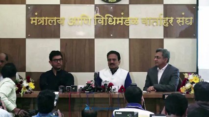 Aamir Khan Launches Child Obesity Support Team With Girish Mahajan