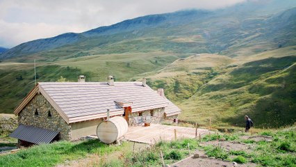 L’Esprit parc national par Denis Lavenant - Refuge du Pic du Mas de la Grave