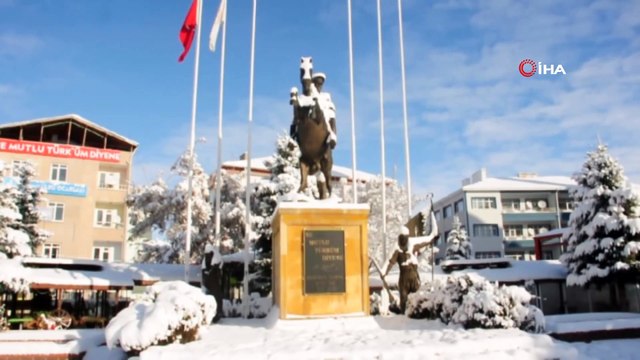 Kar yağışı sonrası Kırşehir beyaza büründü