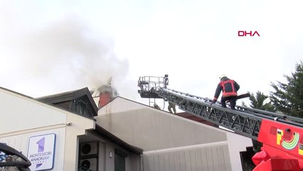 Bakırköy'de Villanın Çatısı Yandı; Anaokulunda Korku Yaşandı