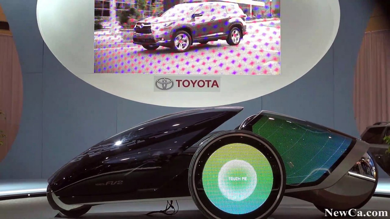 2014 Autoshow. Toyota FV2 Concept Premiere at the Toronto Autoshow (HD)