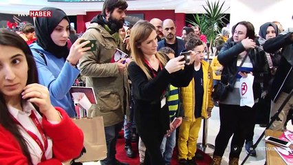 Engelli yazar Rukiye Türeyen'in ilk imza günü