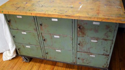 Cabinet on Wheels with Drawers for Kitchen