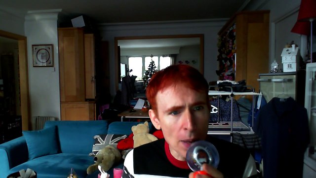 Wiwi égratigne ignore me de Betty Who