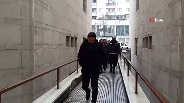 Avukat ve 4 çalışanı çıkarıldığı mahkemece tutuklandı