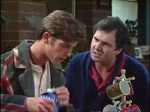 Neighbours Episode 2710 scene