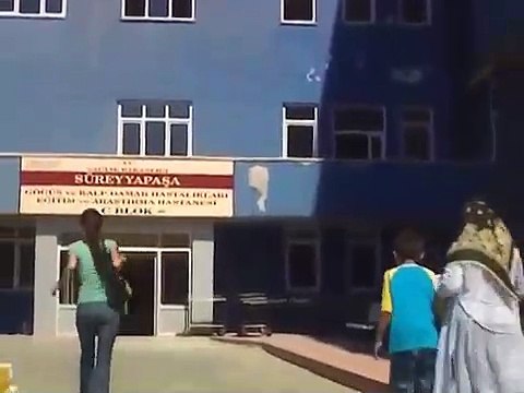 Ekin babasını ziyaret ediyor - Aşk Oyunu 1. Bölüm