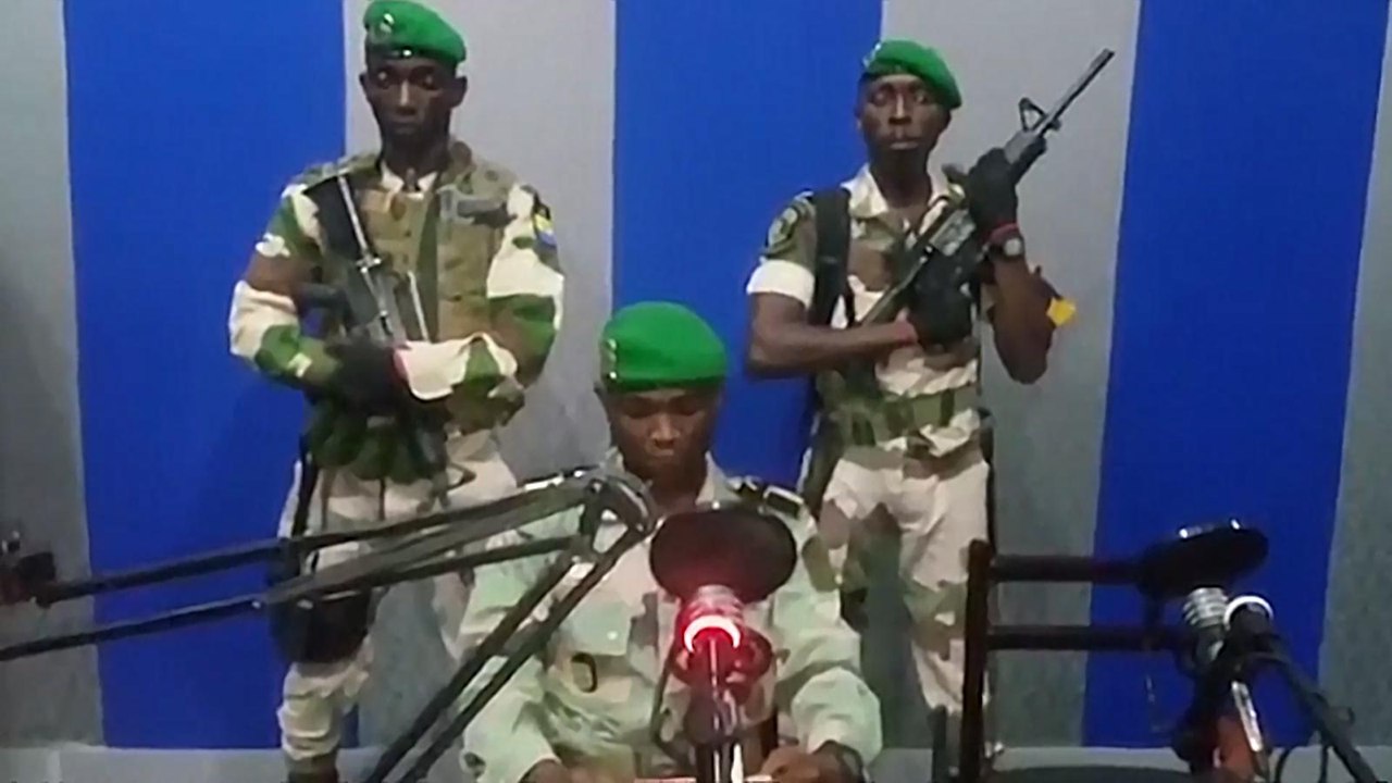 حكومة الغابون تعلن إفشالها محاولة انقلاب عسكري في البلاد