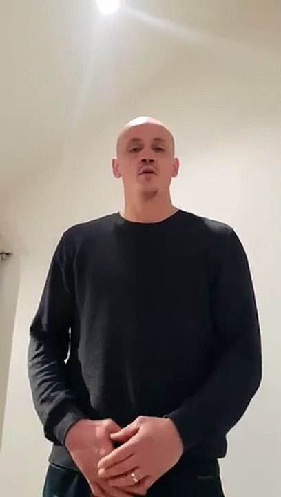 Le boxeur professionnel Christophe Dettinger qui a cogné un CRS s'explique sur Facebook avant son interpellation