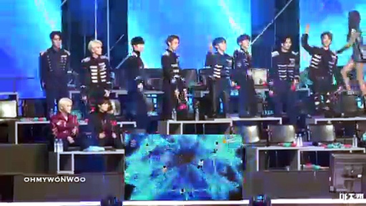 190106 Seventeen reaction to Joshua, Woozi, Hoshi, Vernon, Dino - A-Teen