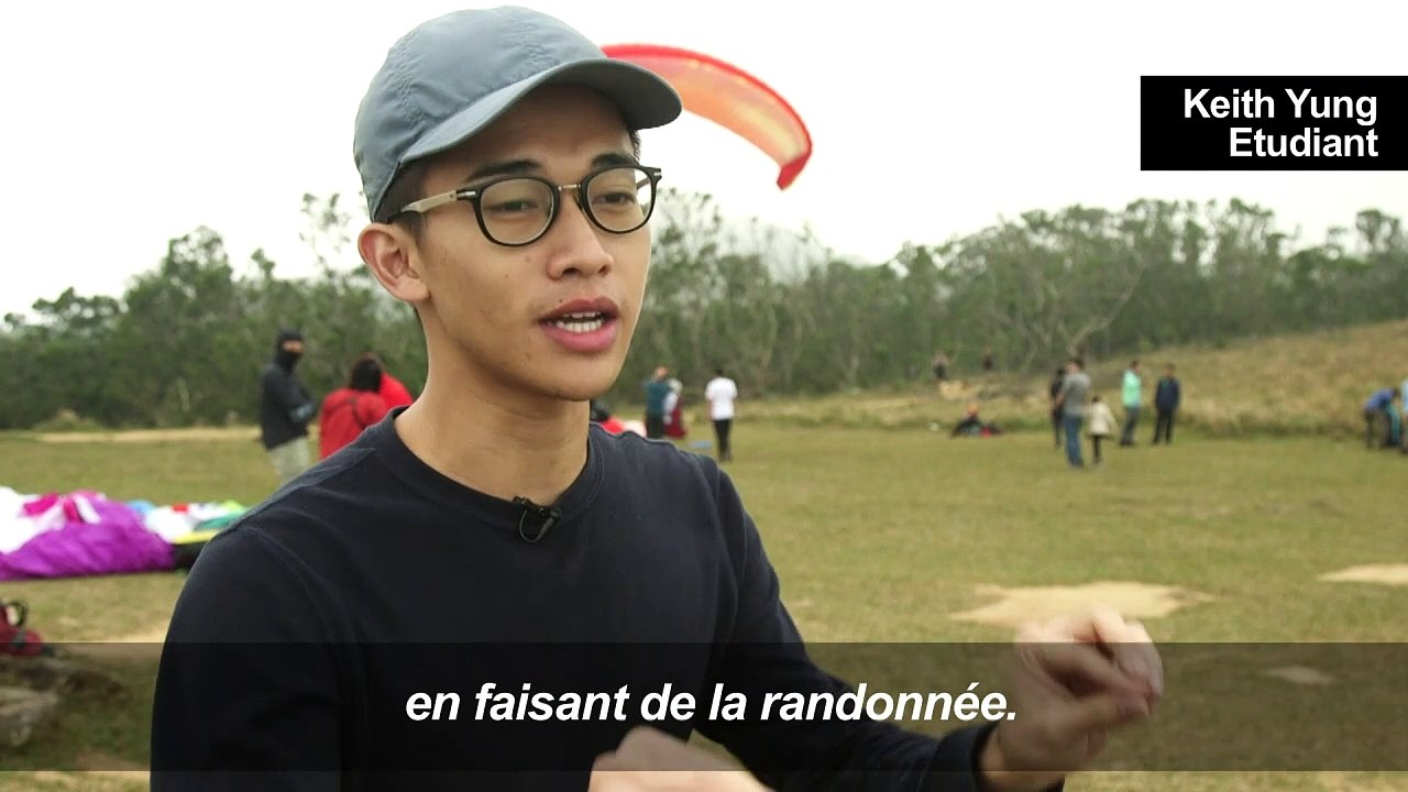 A Hong Kong, s'offrir un bol d'air grâce au parapente