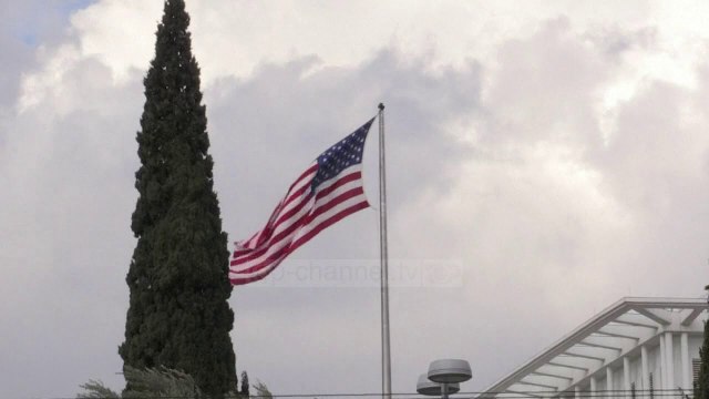 Athinë, arrestohen dy anarkistë - Top Channel Albania - News - Lajme