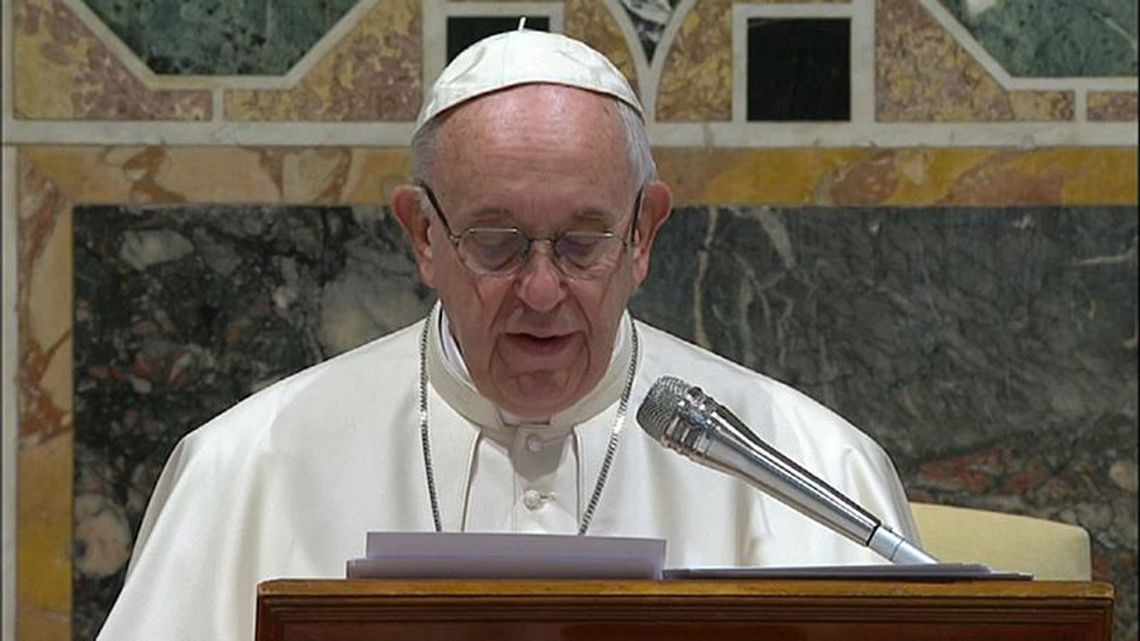 Papst: 'Missbrauch fegt das Beste weg'