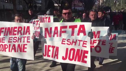 FIER, NAFTETARET DALIN NE PROTESTE - News, Lajme - Kanali 7