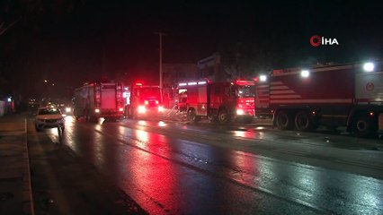 İzmir’de fabrikada çıkan yangın korkuttu