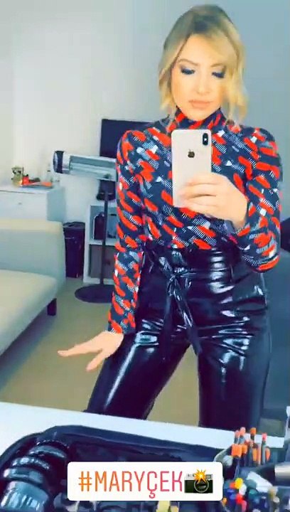 Hadise  Çılgın Dans